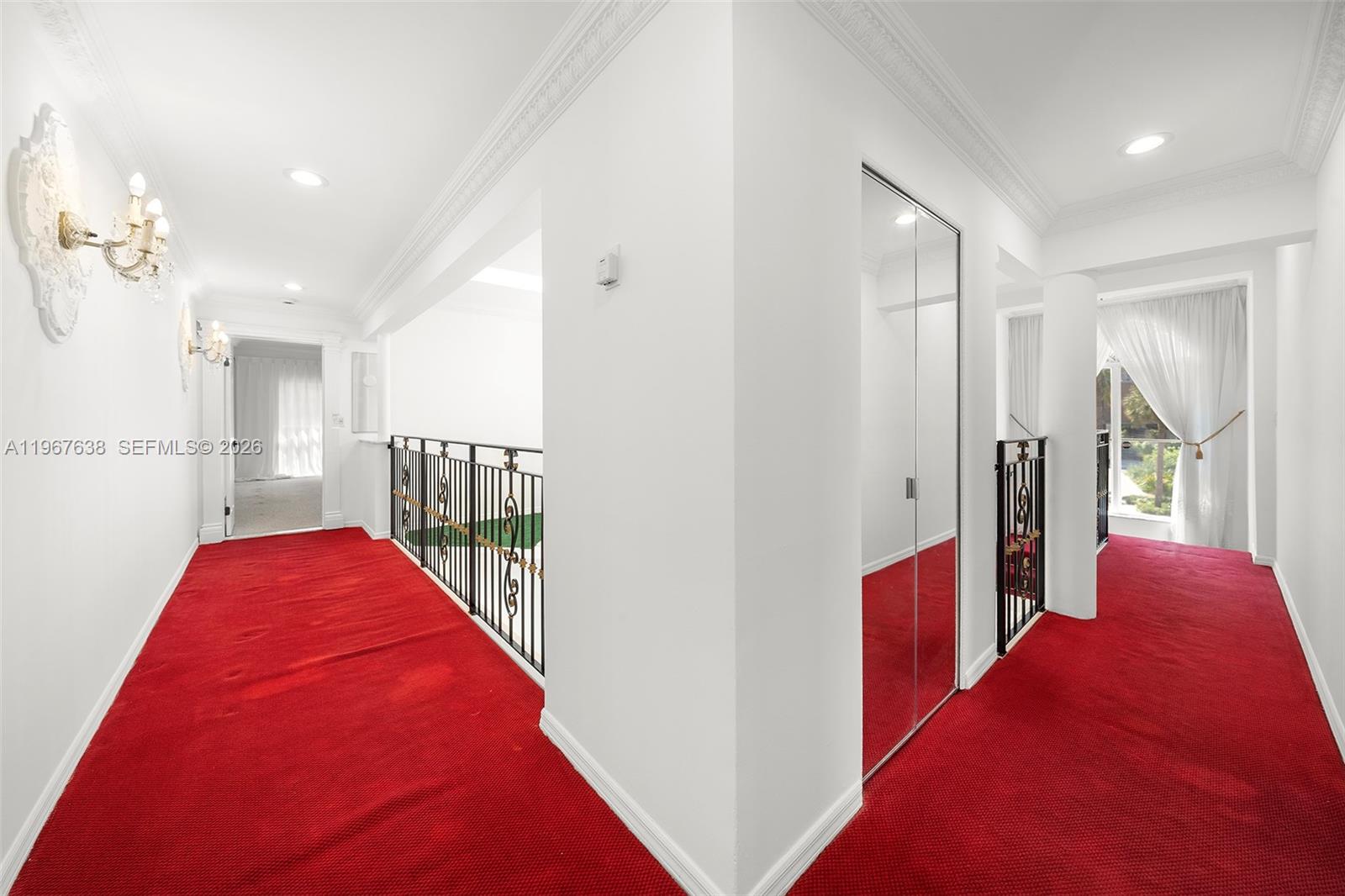 GOLDEN BEACH SEC E - Residential