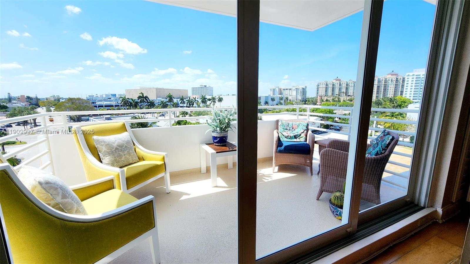 SUNRISE TOWER CONDO - Residential Lease