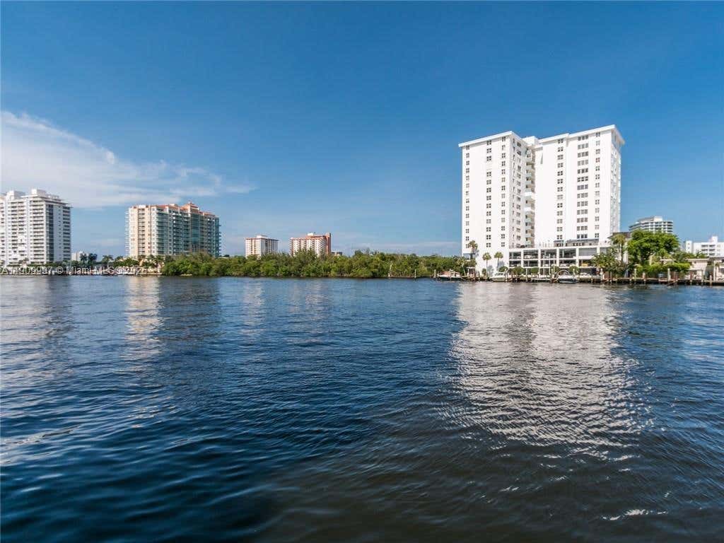 Photo of 888 Intracoastal Dr #6E, Fort Lauderdale, FL 33304 (MLS # A11909997)