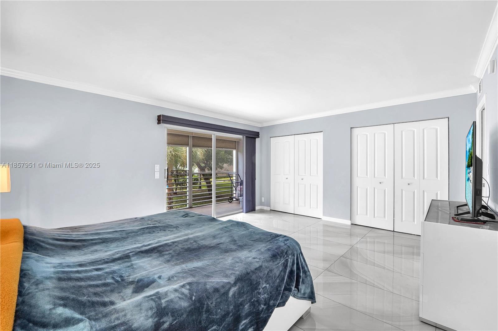 LUCAYA VILLAGE 1-B CONDO - Residential