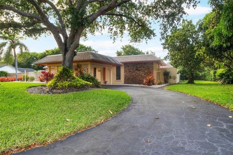 8261 SW 186th St Cutler Bay FL 33157