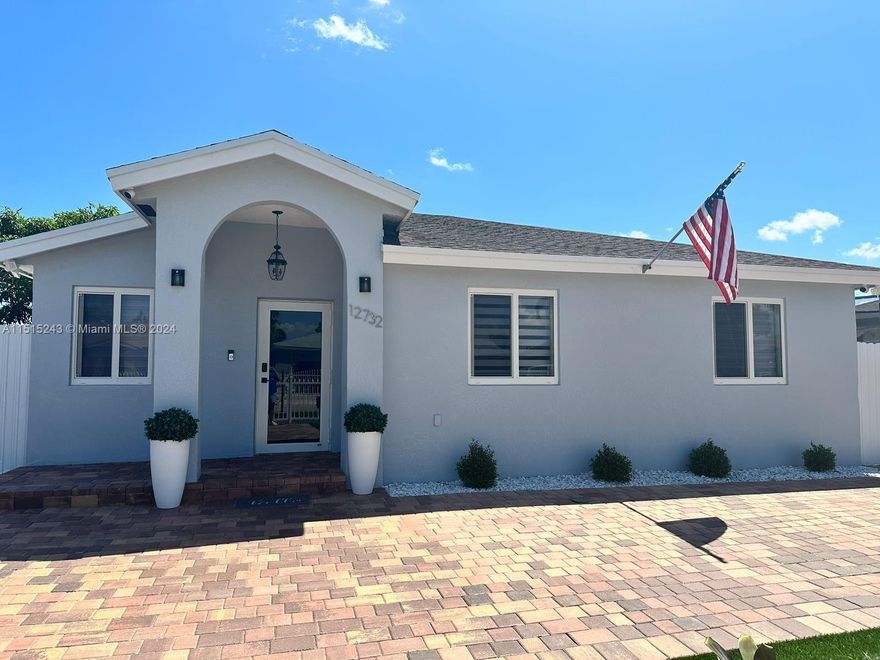 Beautiful remodeled house with large patio and easy access to the turnpike, Excellent neighborhood.