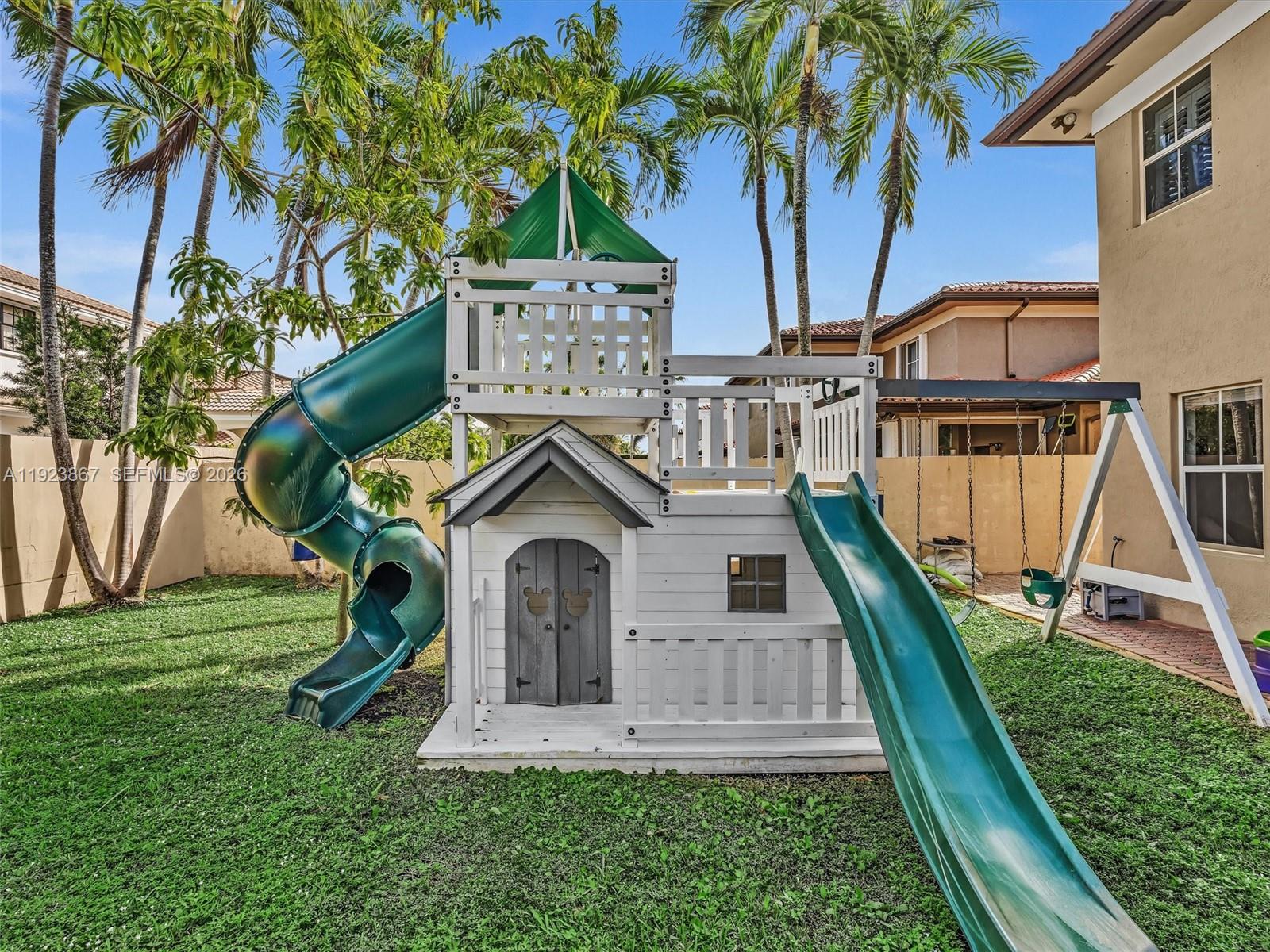 SILVERCREST LAKE ESTATES - Residential