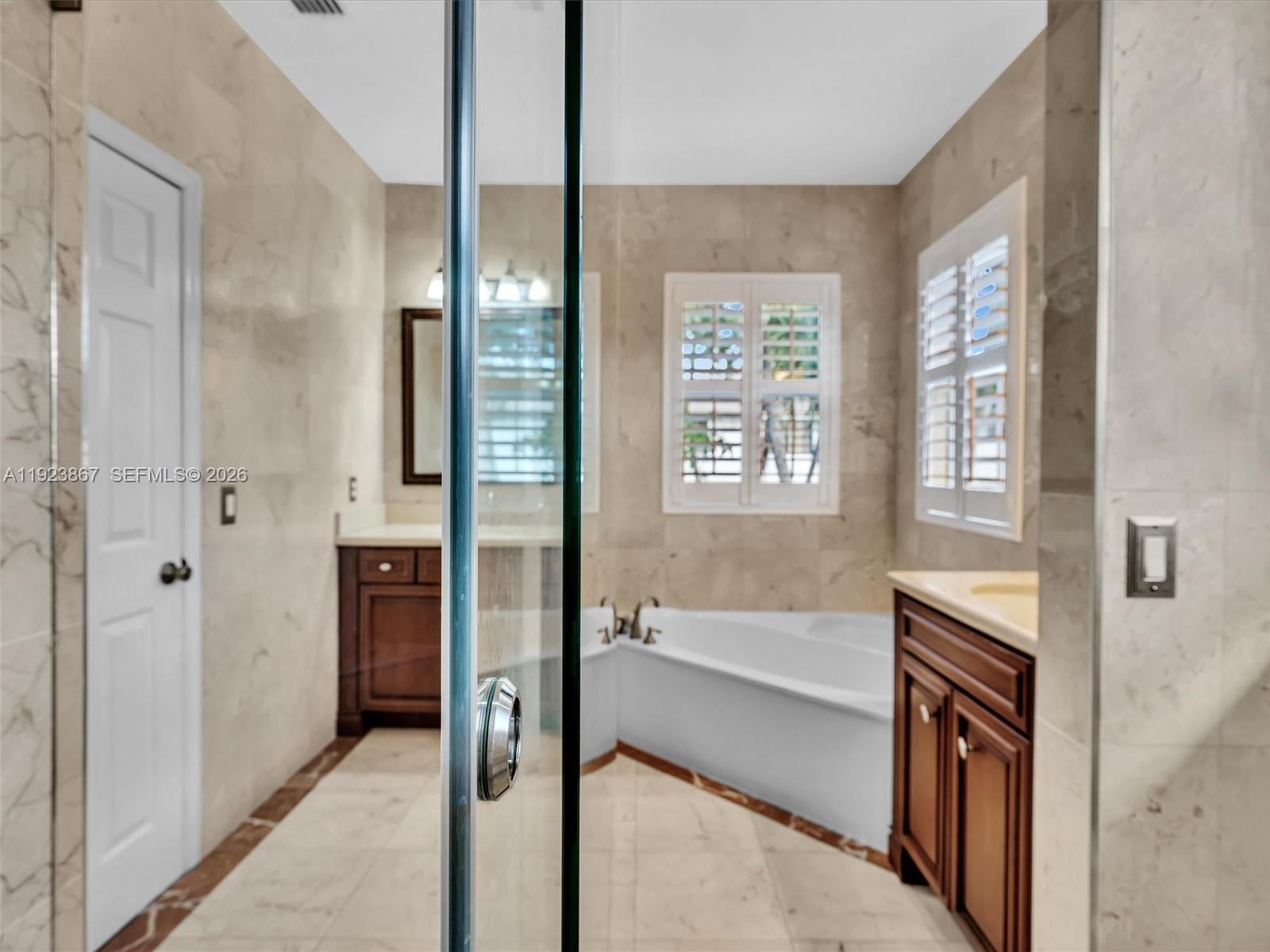 SILVERCREST LAKE ESTATES - Residential