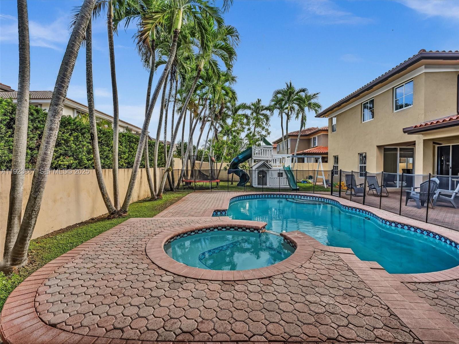 SILVERCREST LAKE ESTATES - Residential