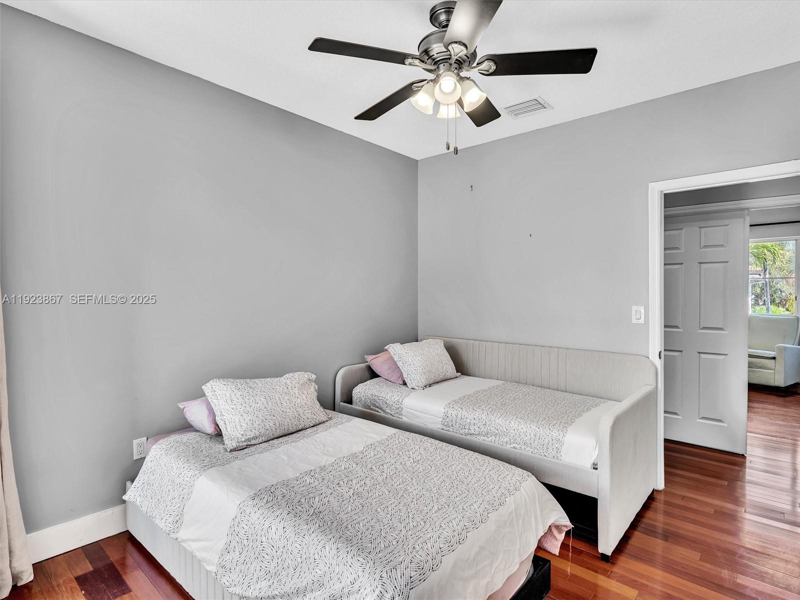 SILVERCREST LAKE ESTATES - Residential