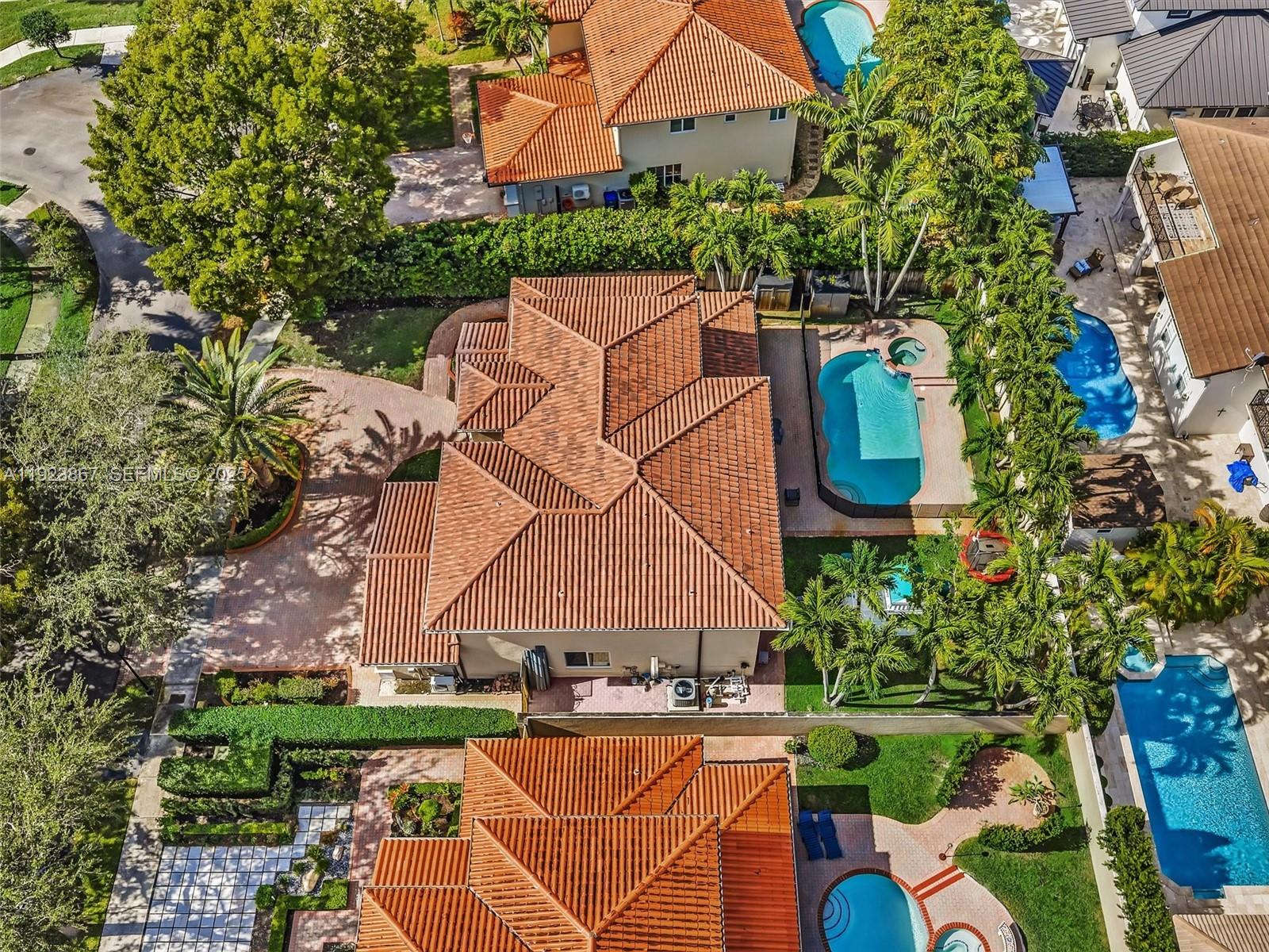 SILVERCREST LAKE ESTATES - Residential