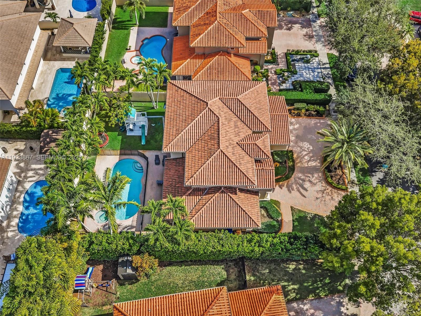 SILVERCREST LAKE ESTATES - Residential