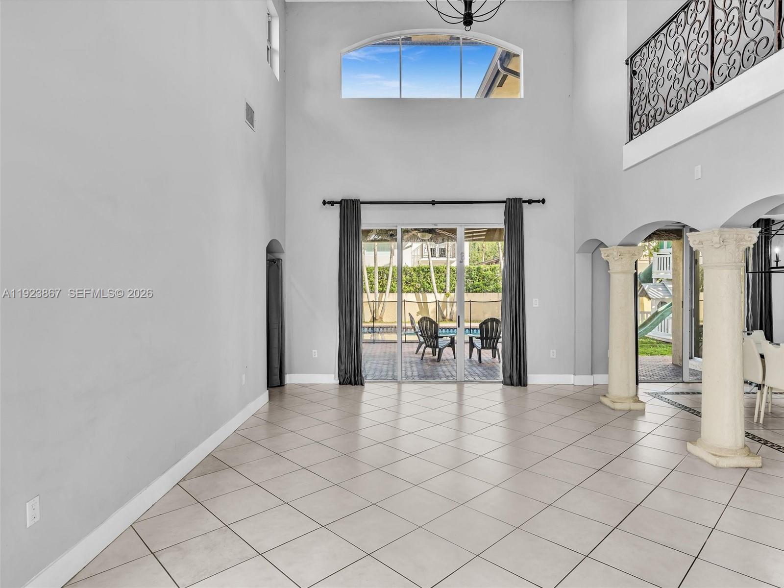 SILVERCREST LAKE ESTATES - Residential