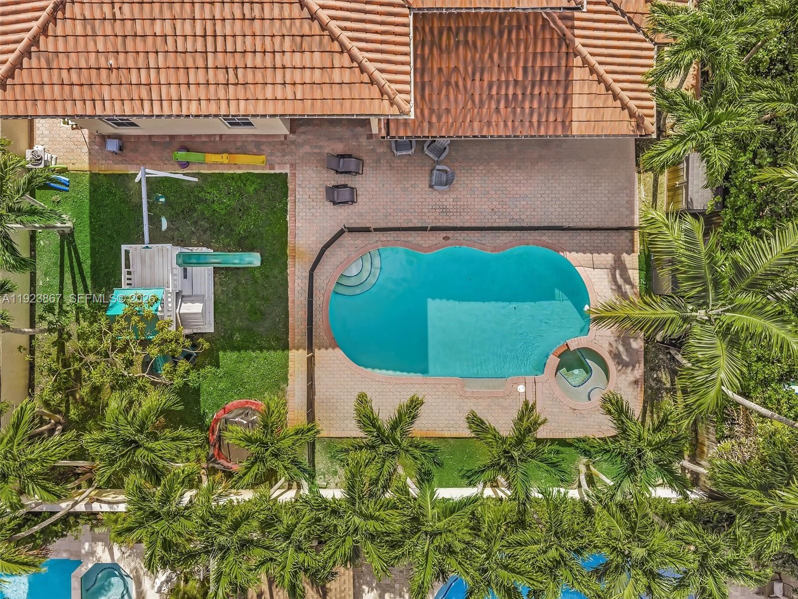 SILVERCREST LAKE ESTATES - Residential