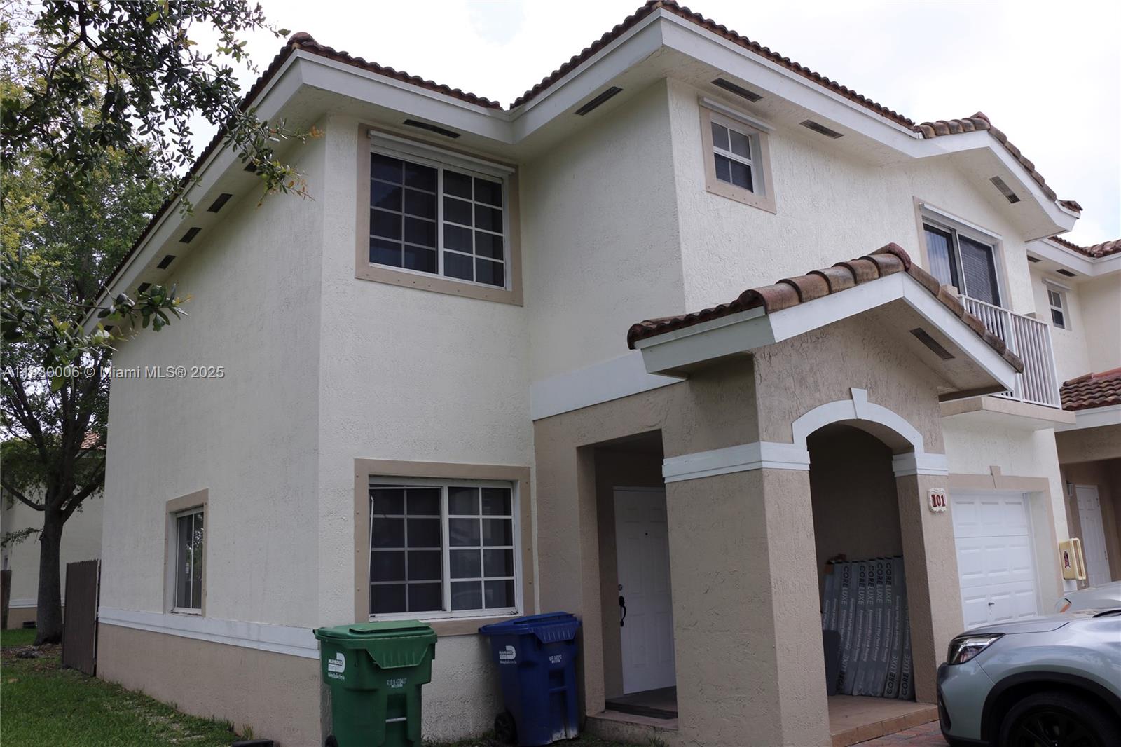 13990 SW 260 th st, Homestead, FL, 33032/$399,900 4 13990 SW 260 th st