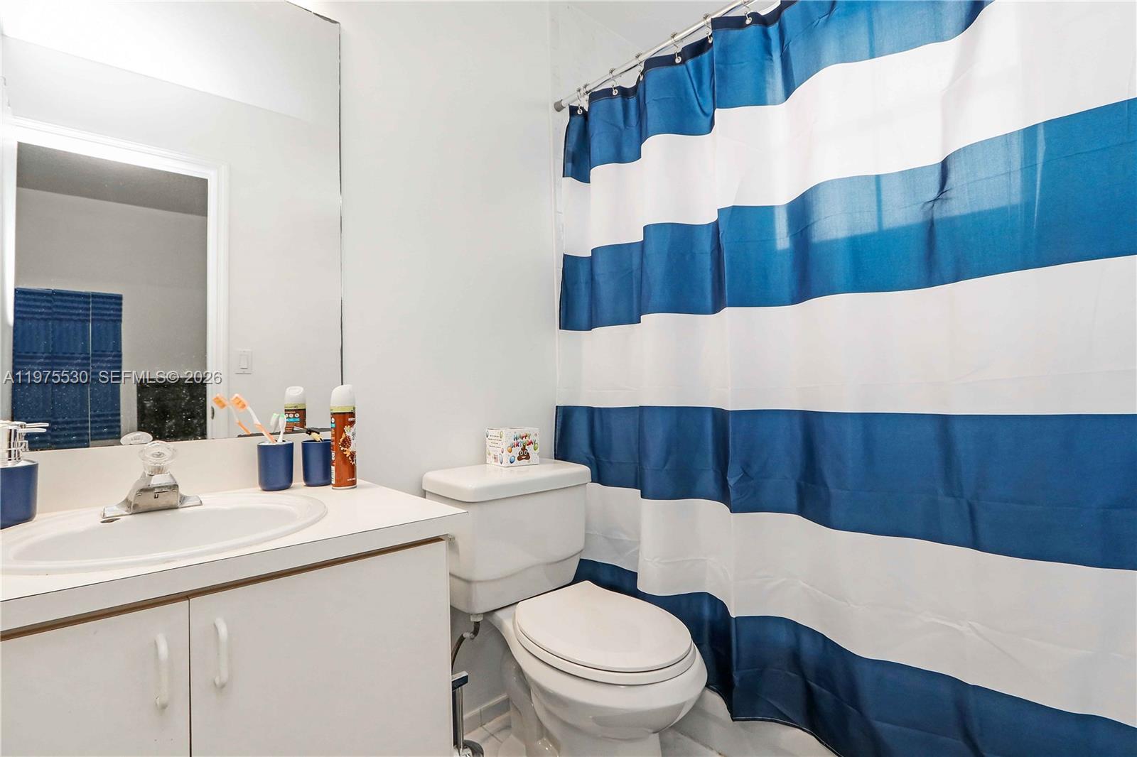 VILLA VIZCAYA CONDO - Residential Lease