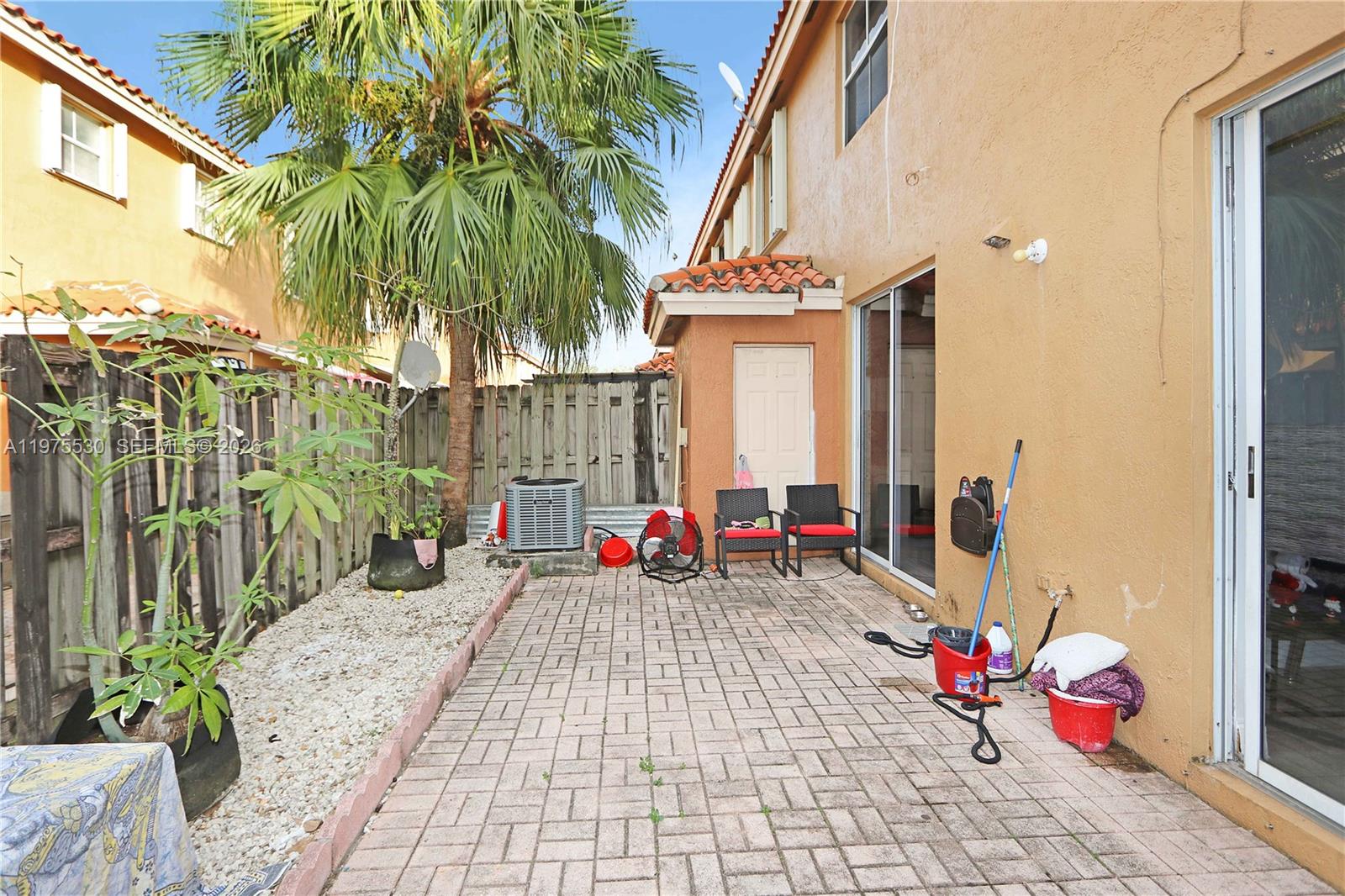 VILLA VIZCAYA CONDO - Residential Lease