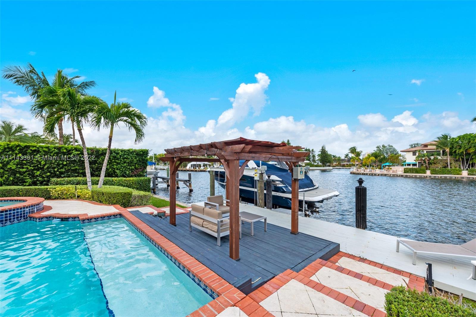 GOLDEN ISLES - Residential