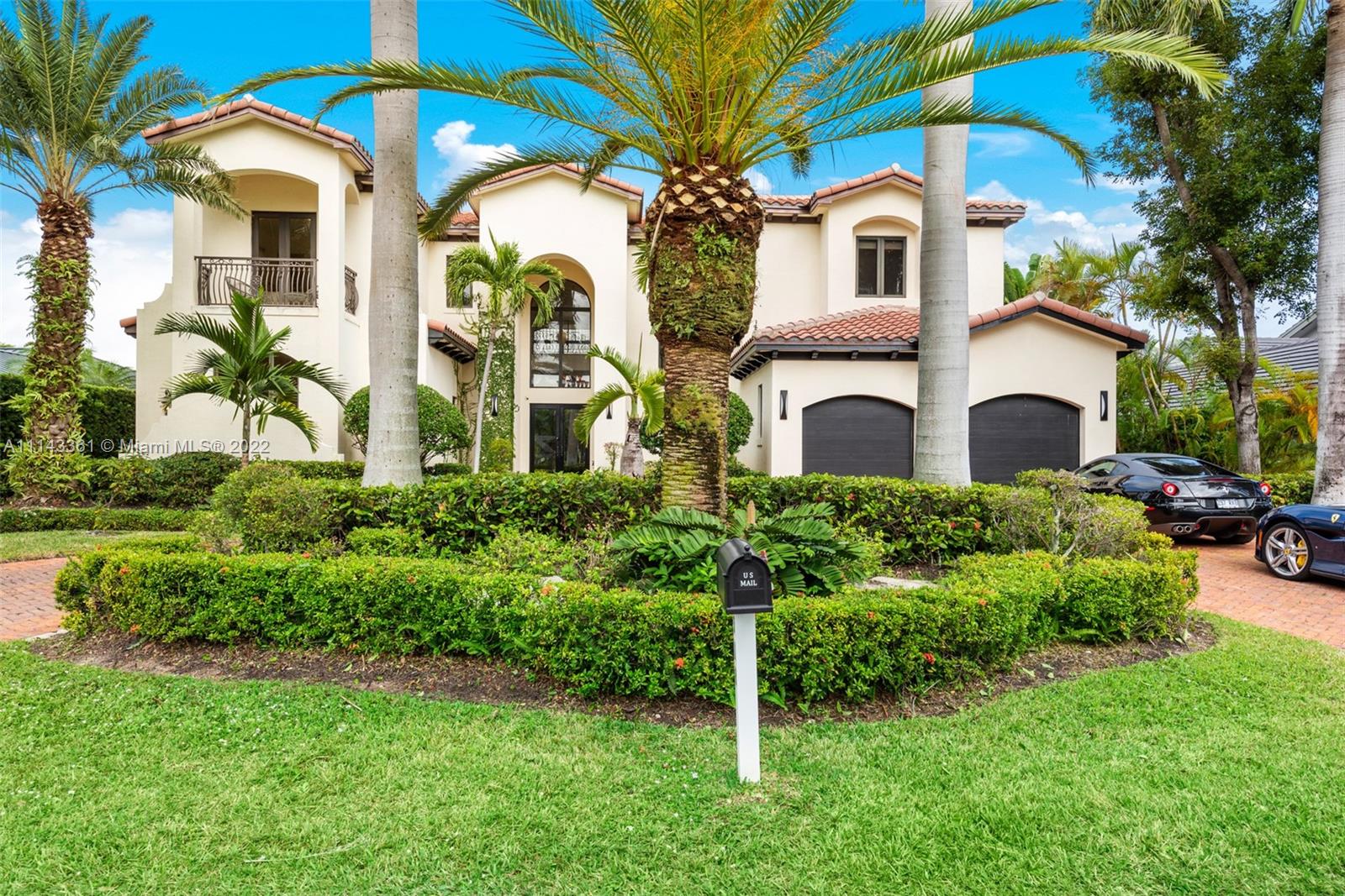 GOLDEN ISLES - Residential