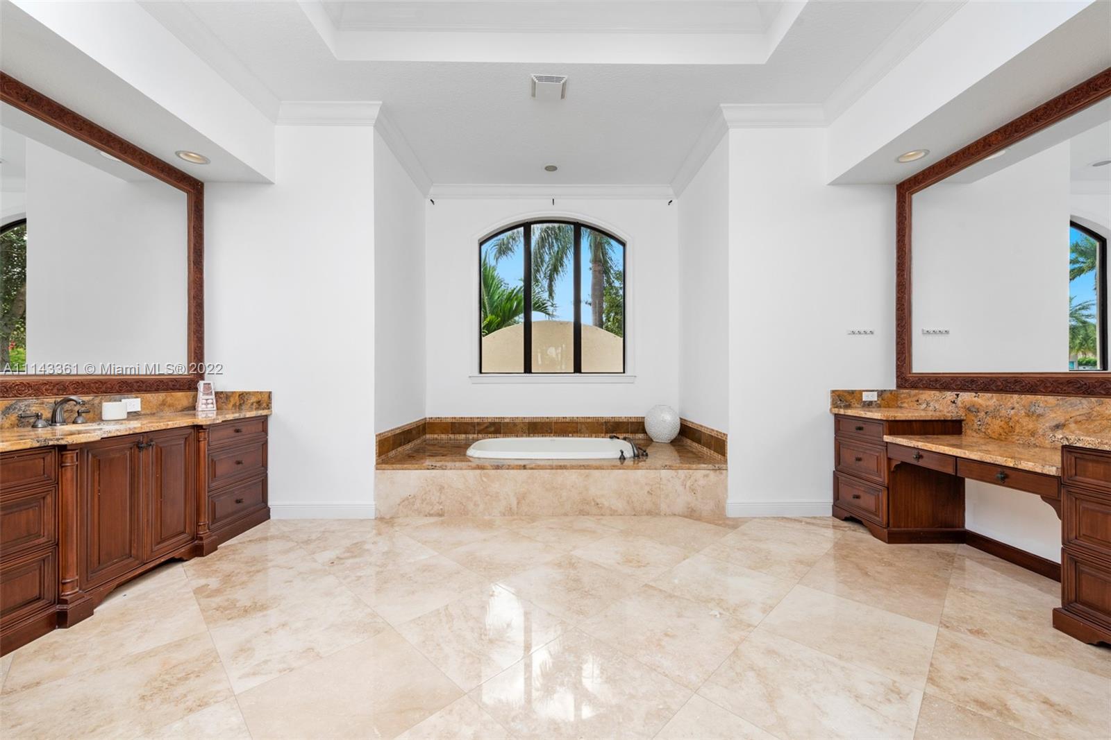 GOLDEN ISLES - Residential