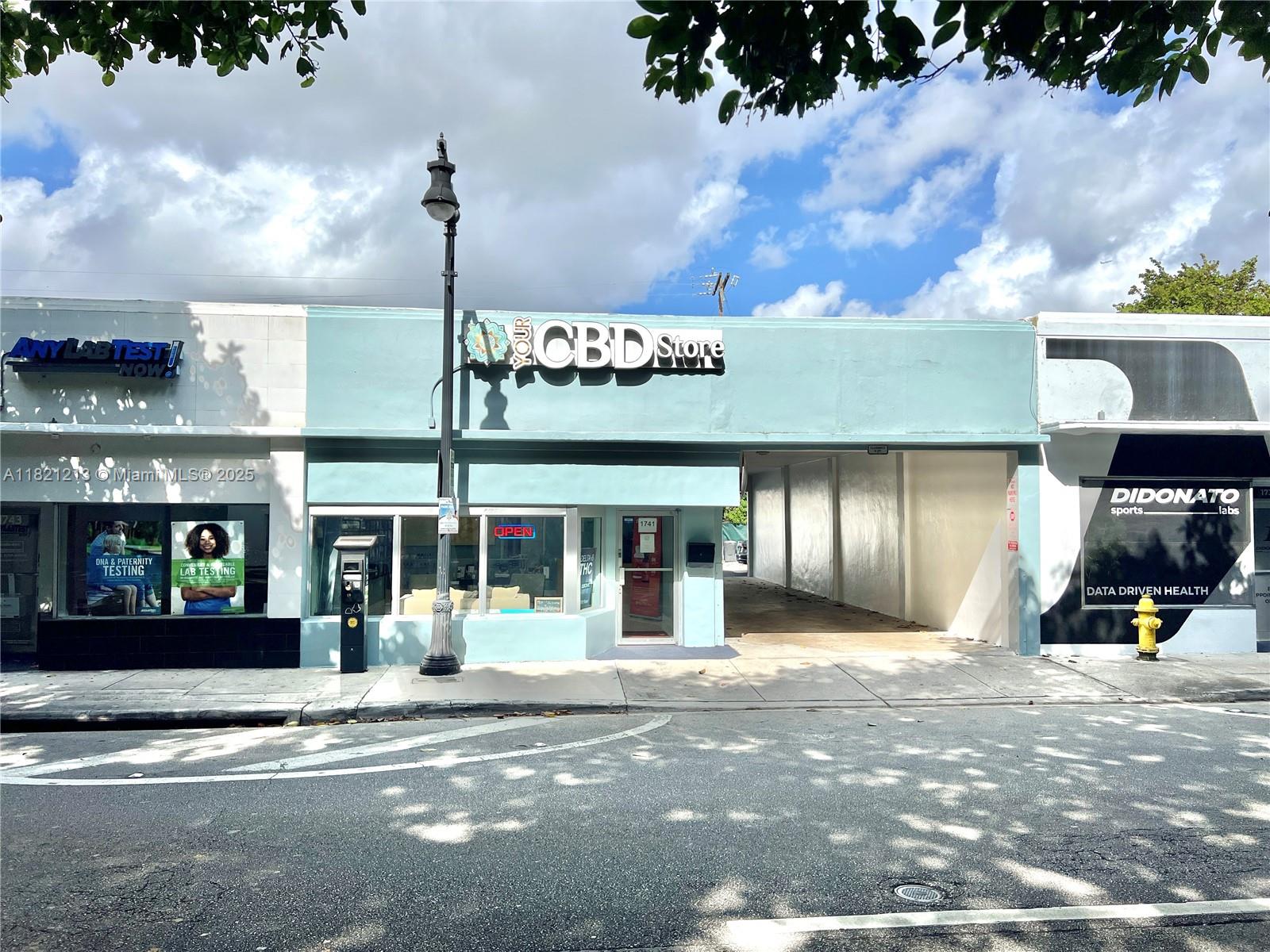Located in the heart of Coral Way, this 1,000-square-foot retail space offers a prime opportunity for businesses looking to establish a presence in one of Miami's most vibrant and high-traffic areas. With excellent visibility and convenient access, this space is perfect for retailers, showrooms, or service-oriented businesses