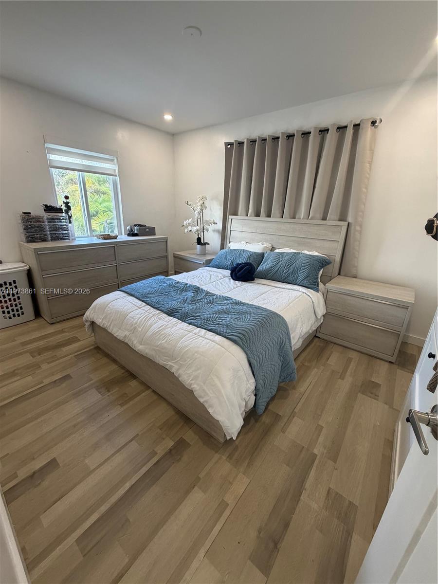 CORAL WAY VILLAGE SEC A P - Residential