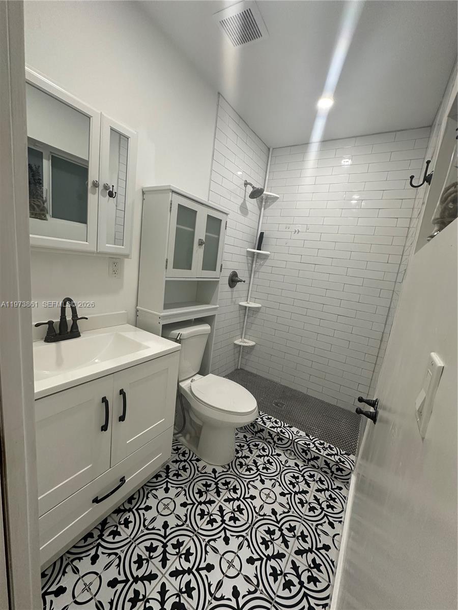 CORAL WAY VILLAGE SEC A P - Residential