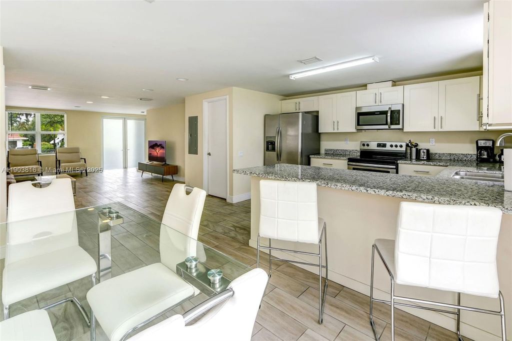 Photo of 1620 NE 110th St #2B, Miami, FL 33161 (MLS # A11903816)