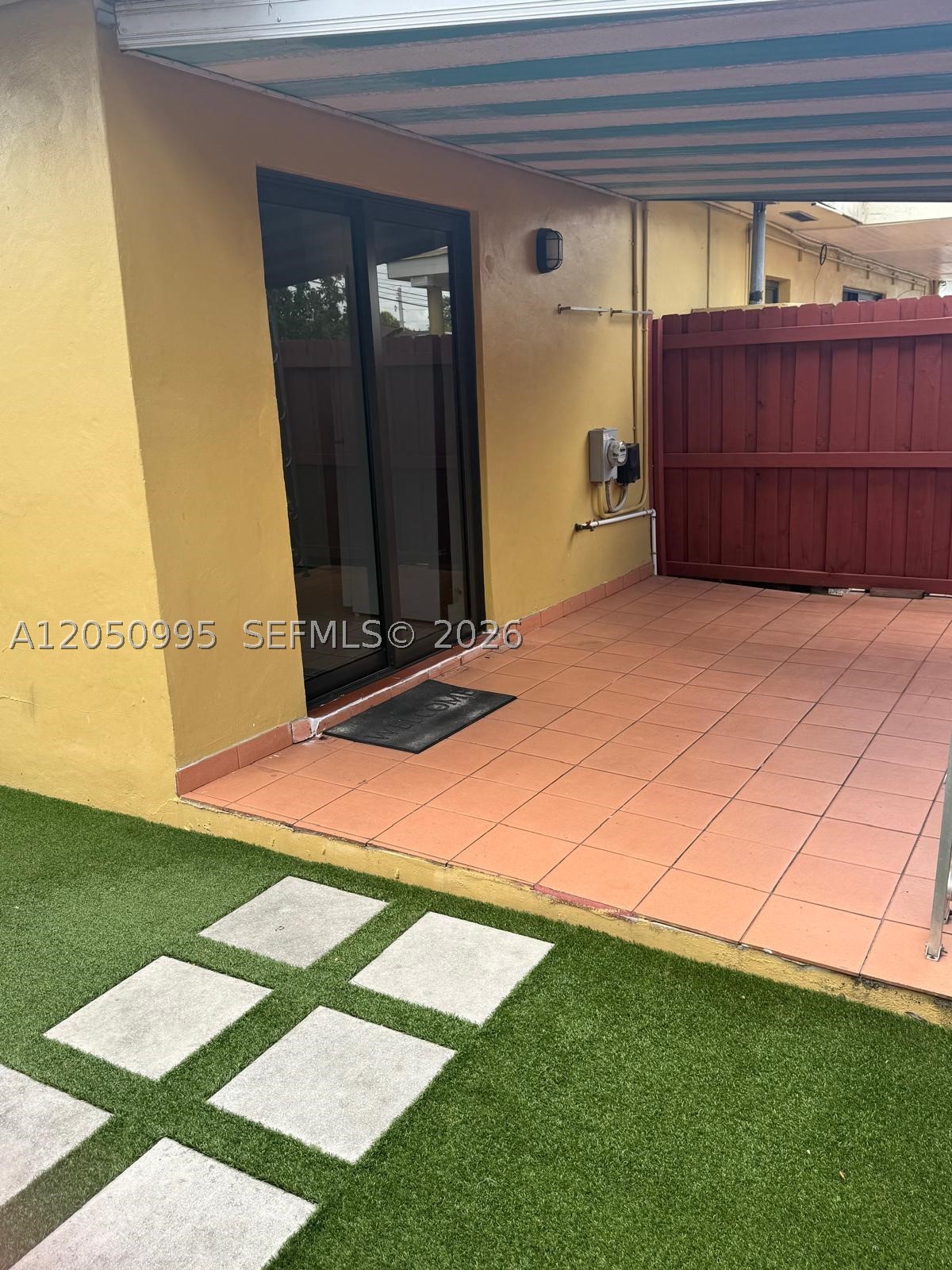 Photo 1 of 13 — 765 W 70th Pl 1, Hialeah, FL 33014