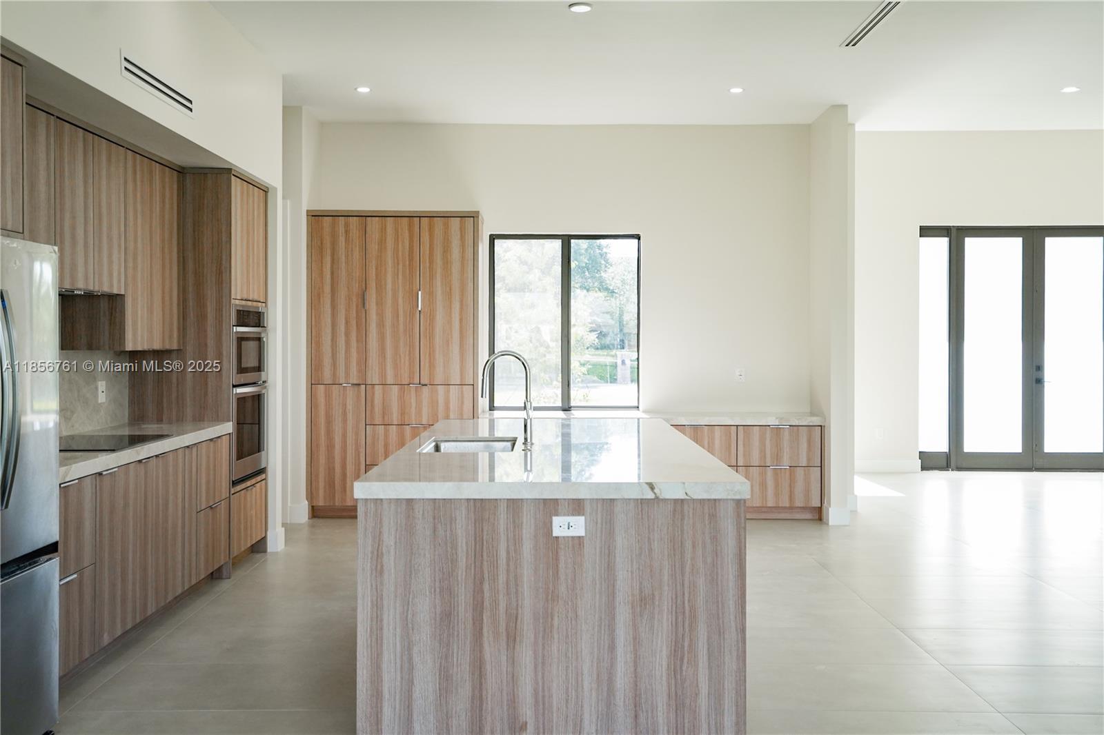 THE REDLANDS SEC 1 - Residential