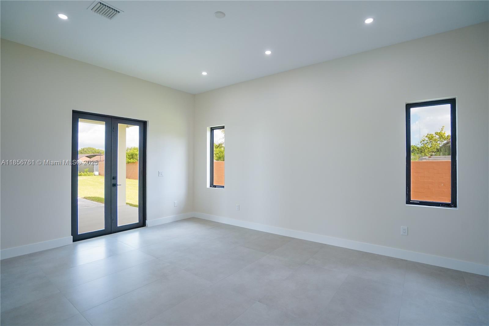 THE REDLANDS SEC 1 - Residential