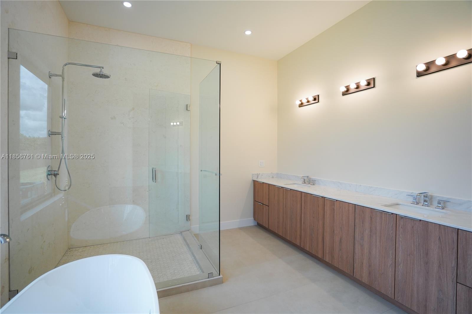 THE REDLANDS SEC 1 - Residential