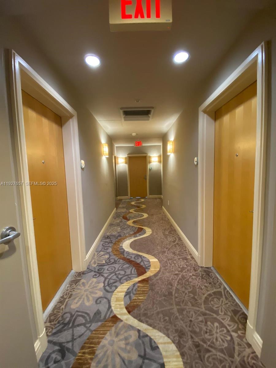 244 Biscayne Blvd 4404