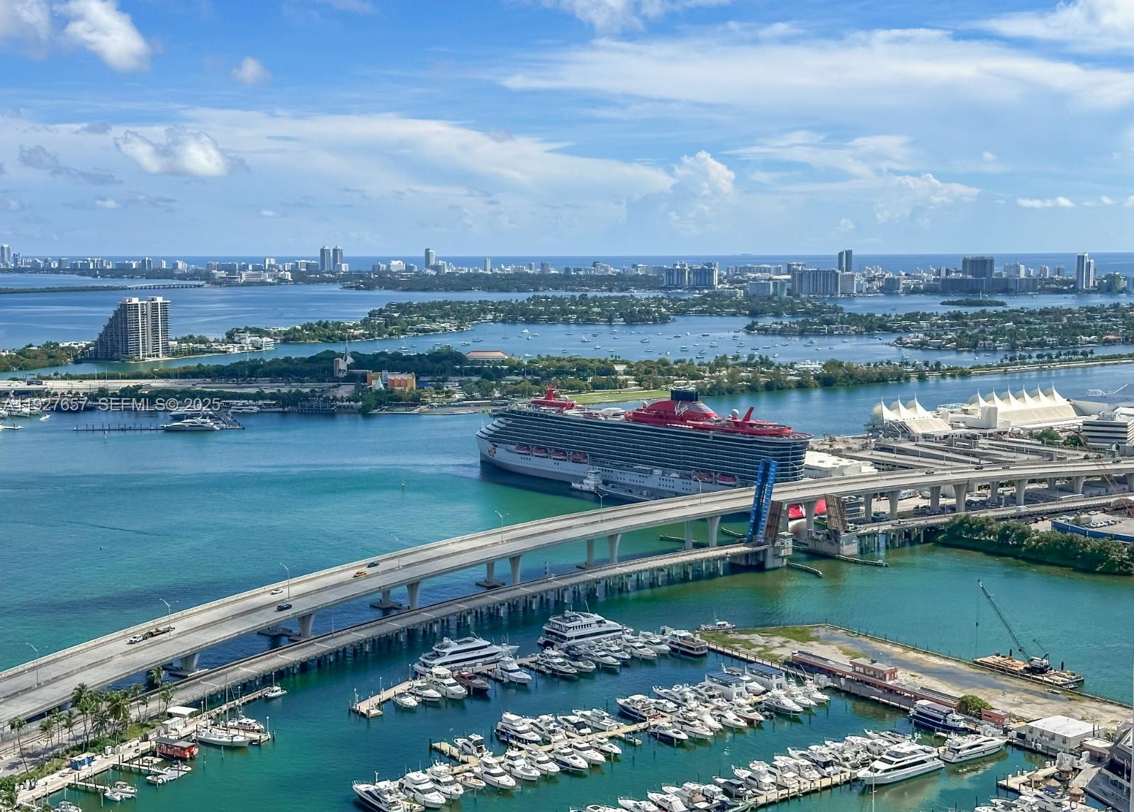 244 Biscayne Blvd 4404