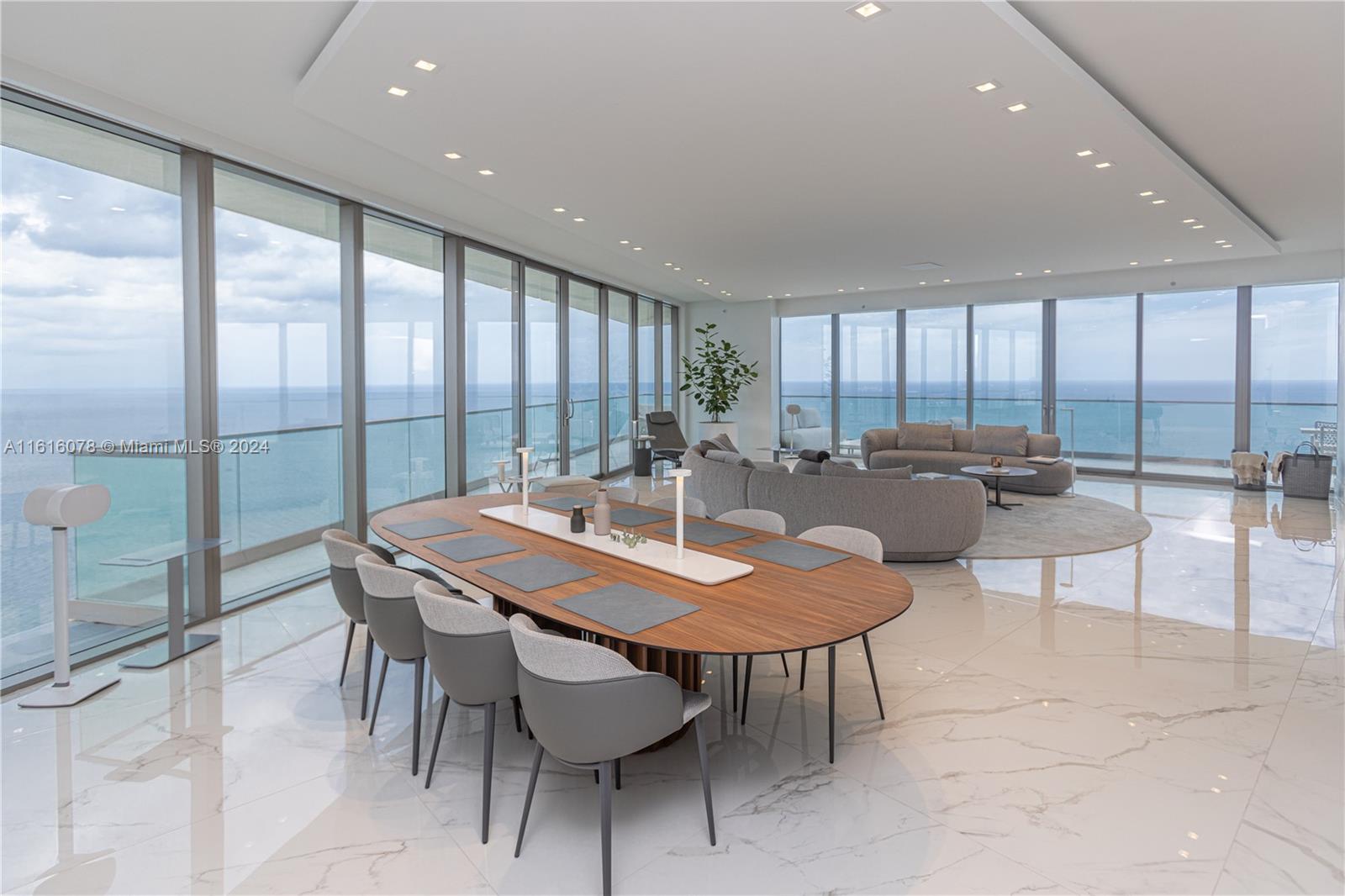 ARAMANI CASA - Residential