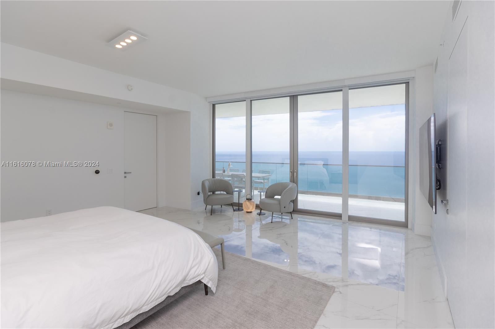 ARAMANI CASA - Residential
