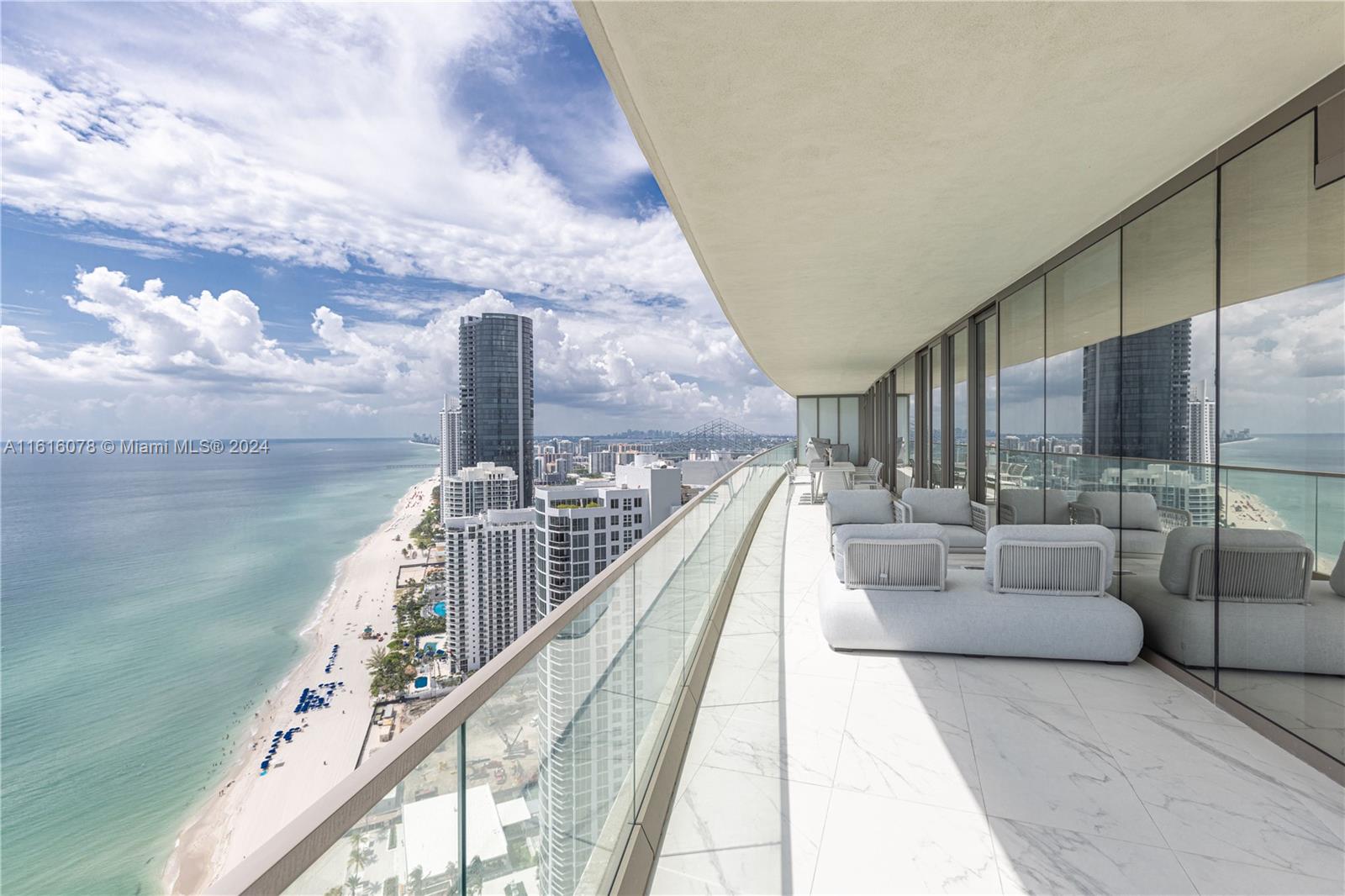 ARAMANI CASA - Residential