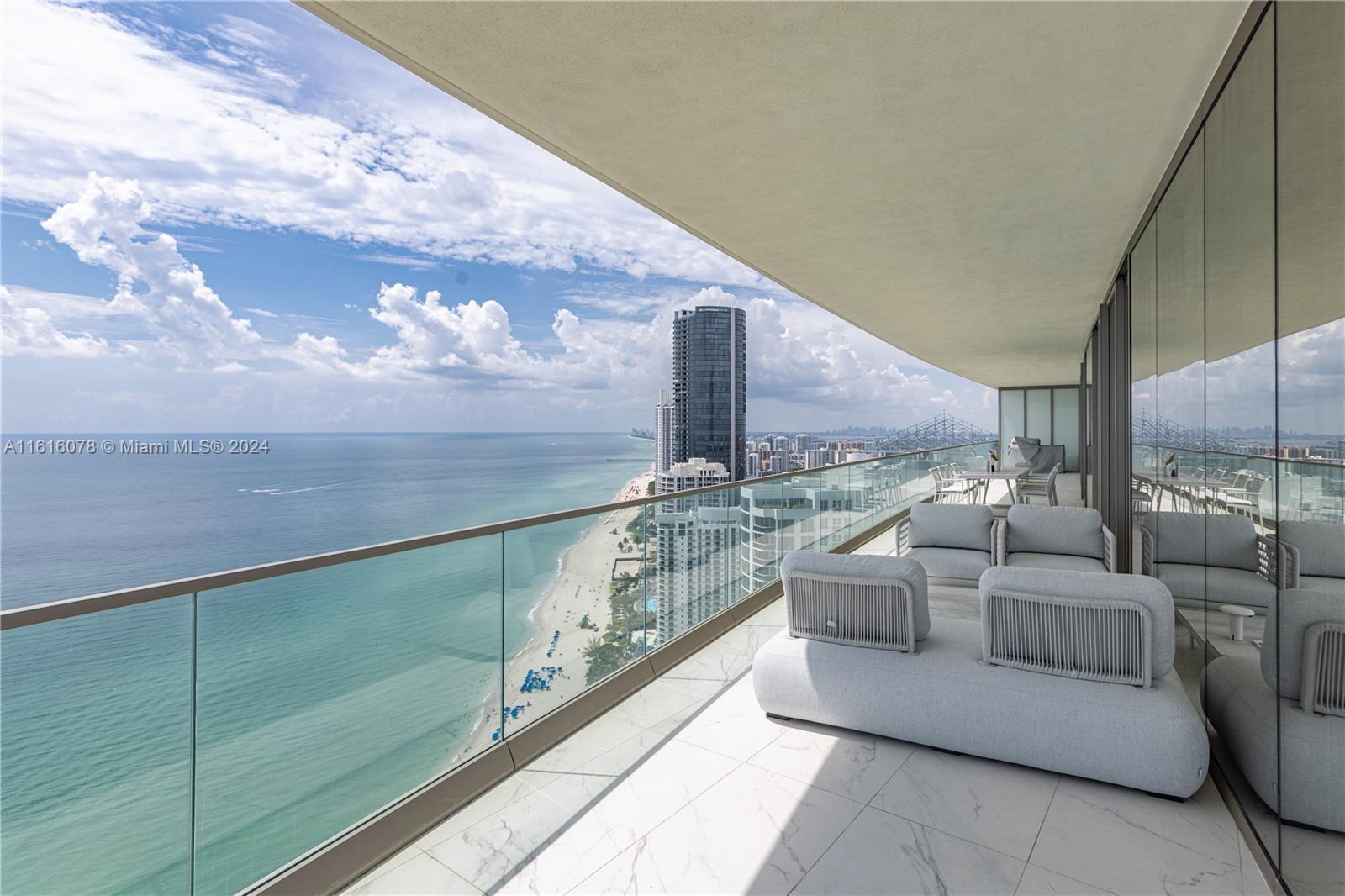 ARAMANI CASA - Residential
