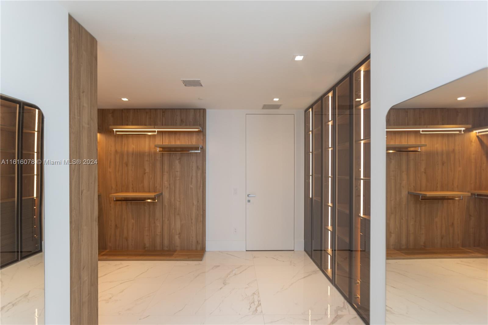 ARAMANI CASA - Residential
