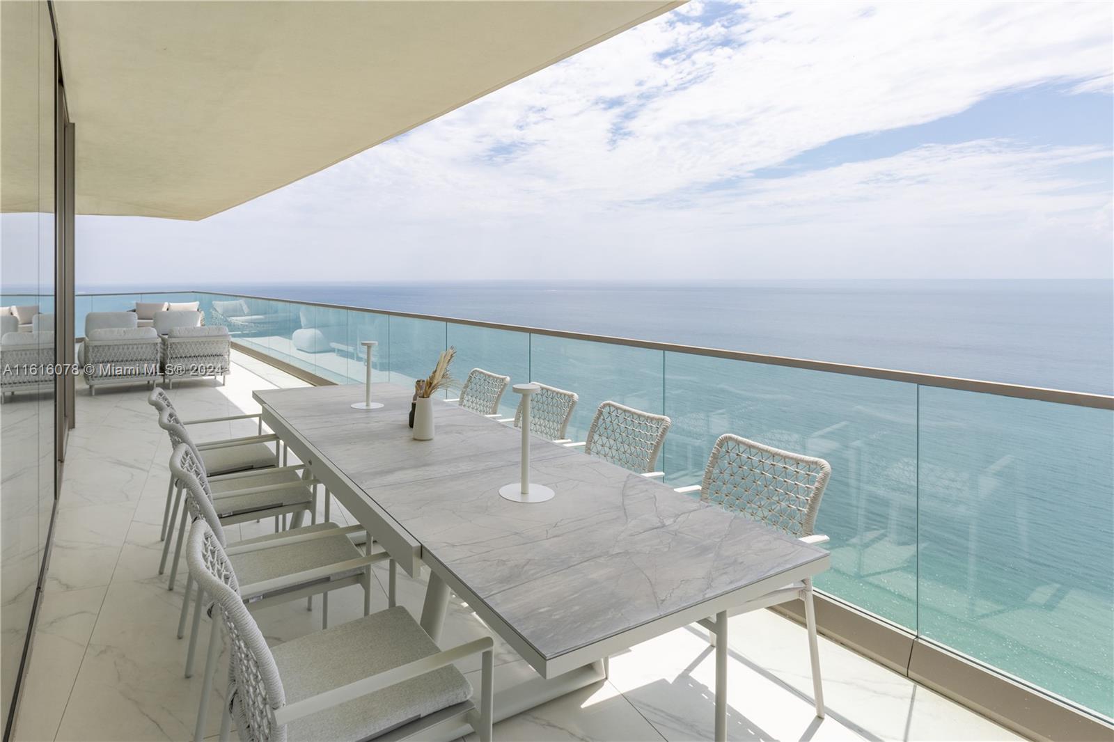 ARAMANI CASA - Residential