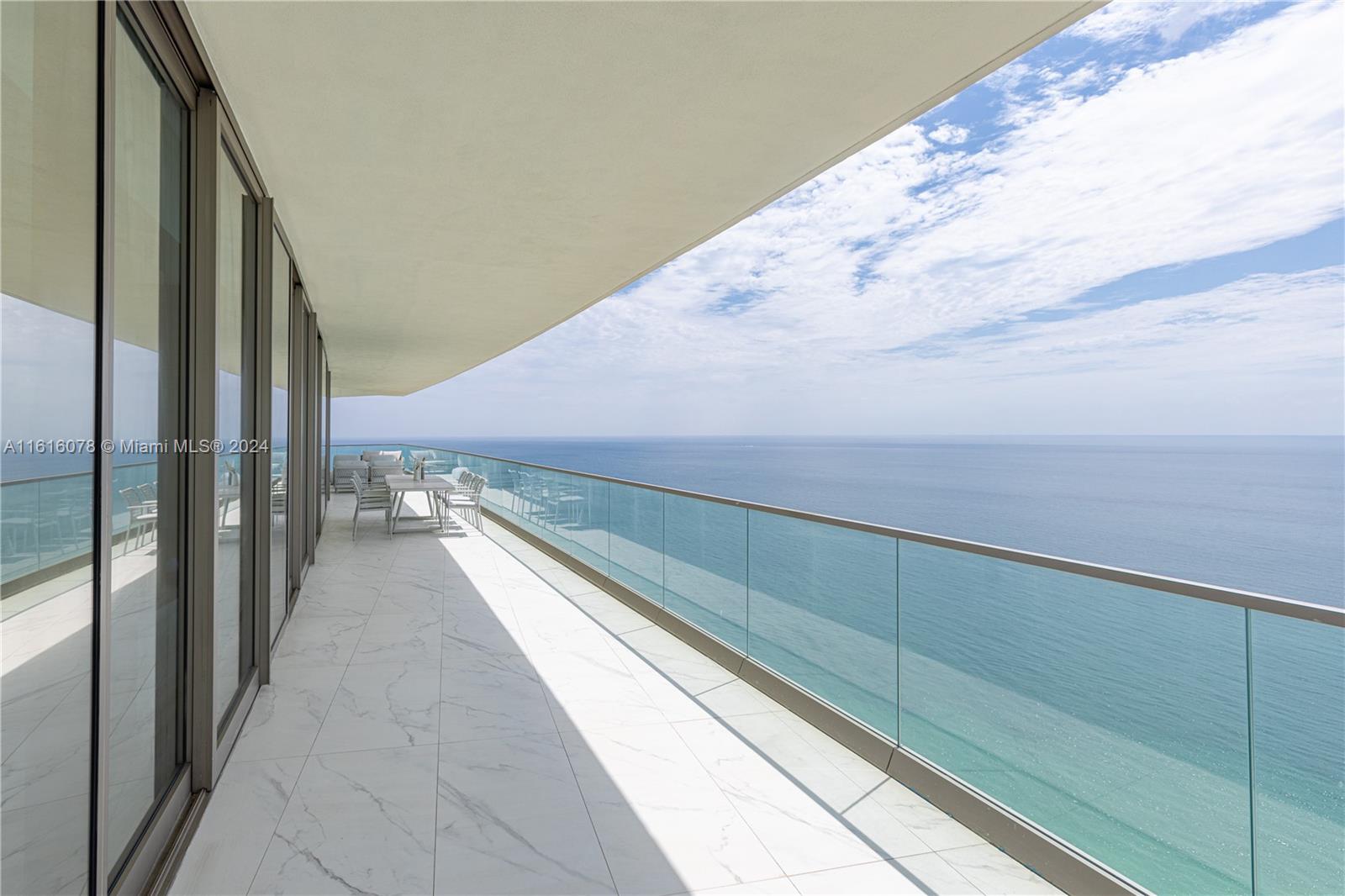 ARAMANI CASA - Residential