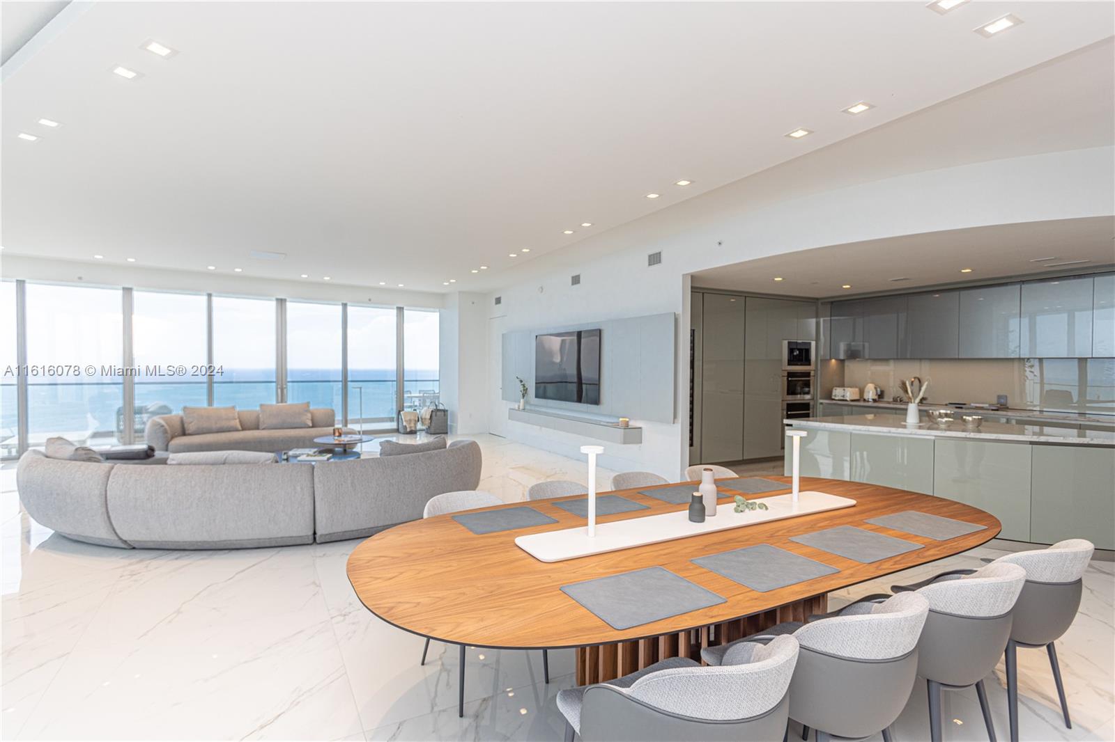 ARAMANI CASA - Residential