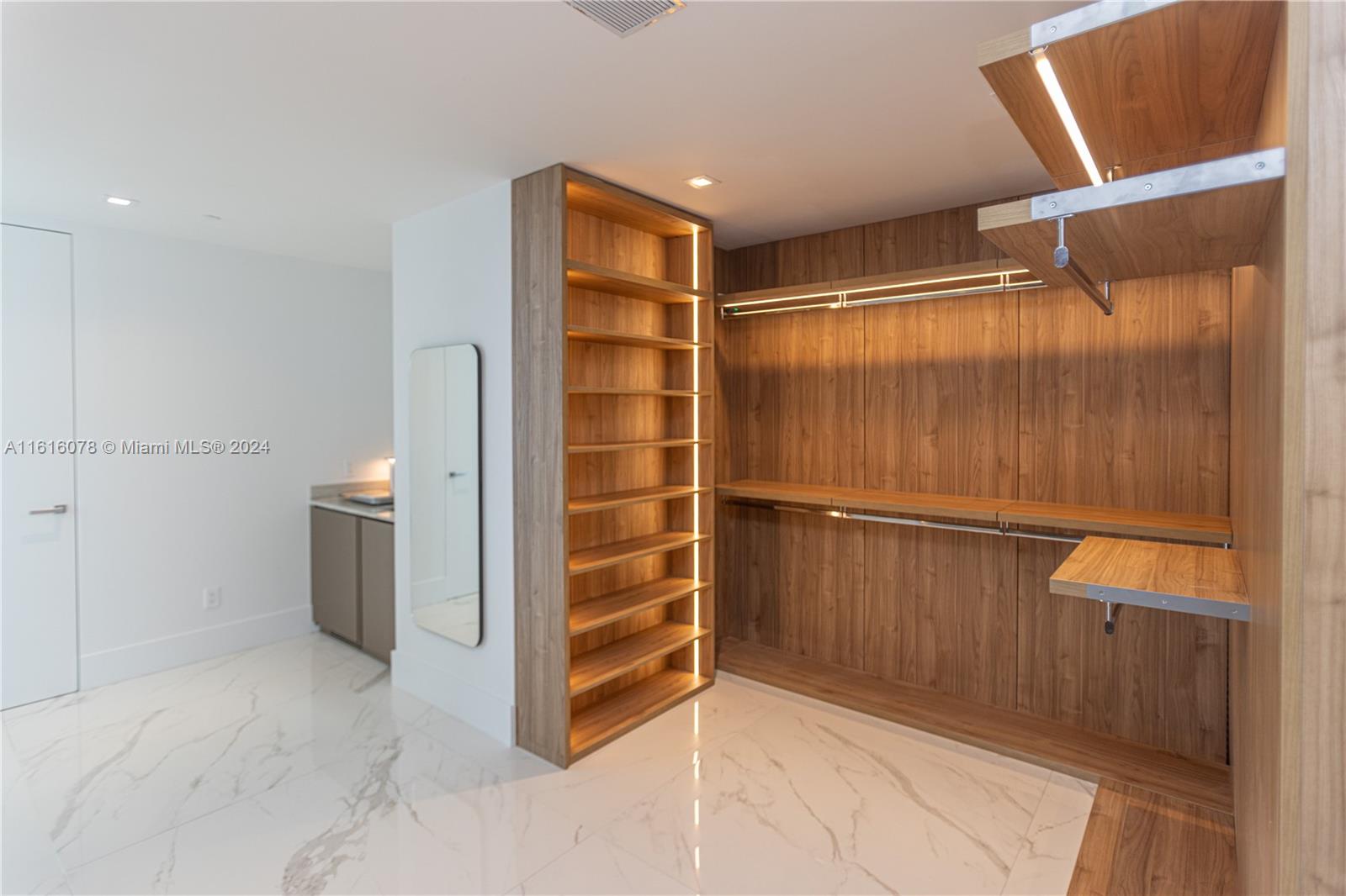 ARAMANI CASA - Residential