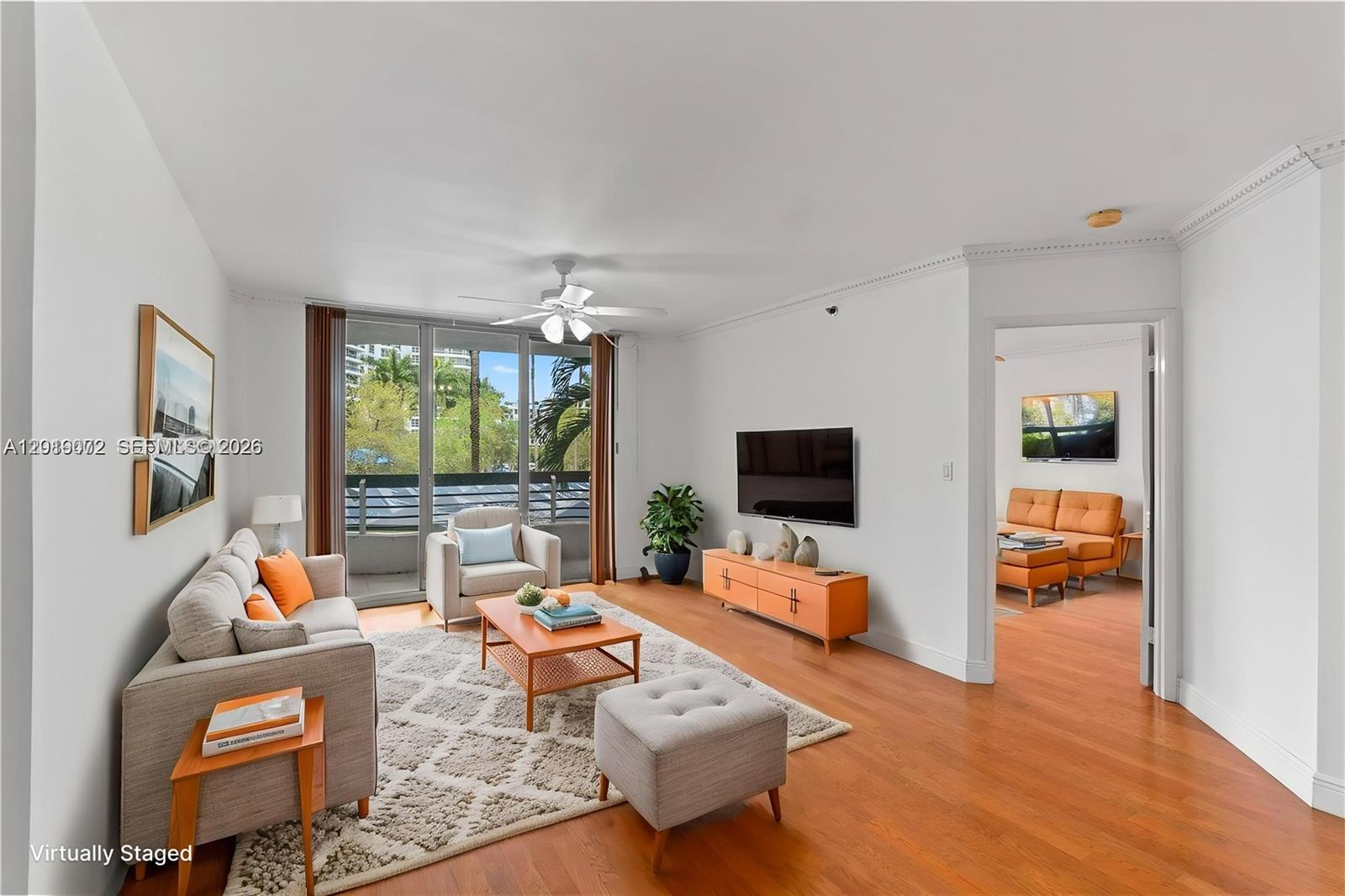 3600 Mystic Pointe Dr 310
