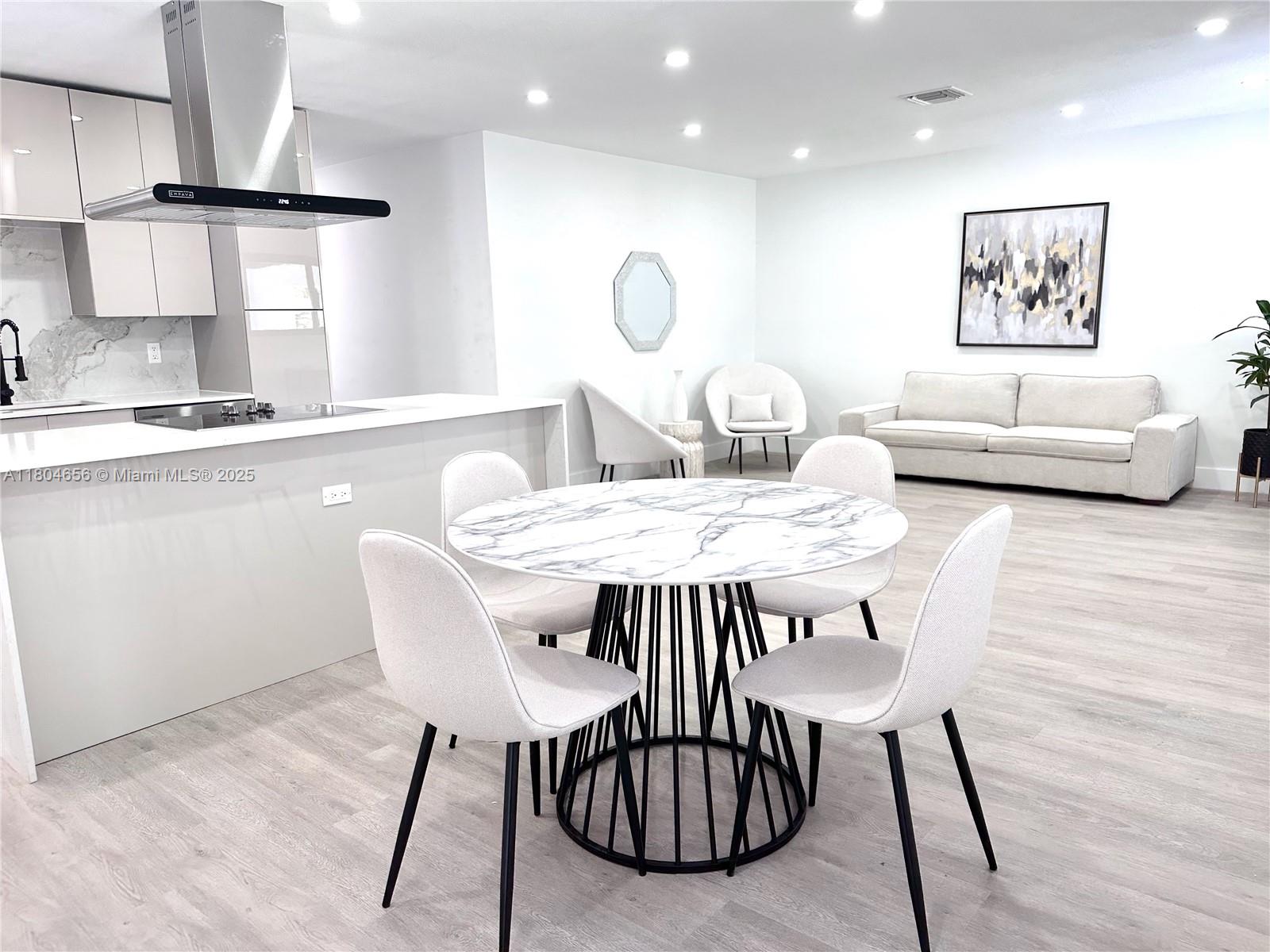 SHERIDAN PARK - Residential