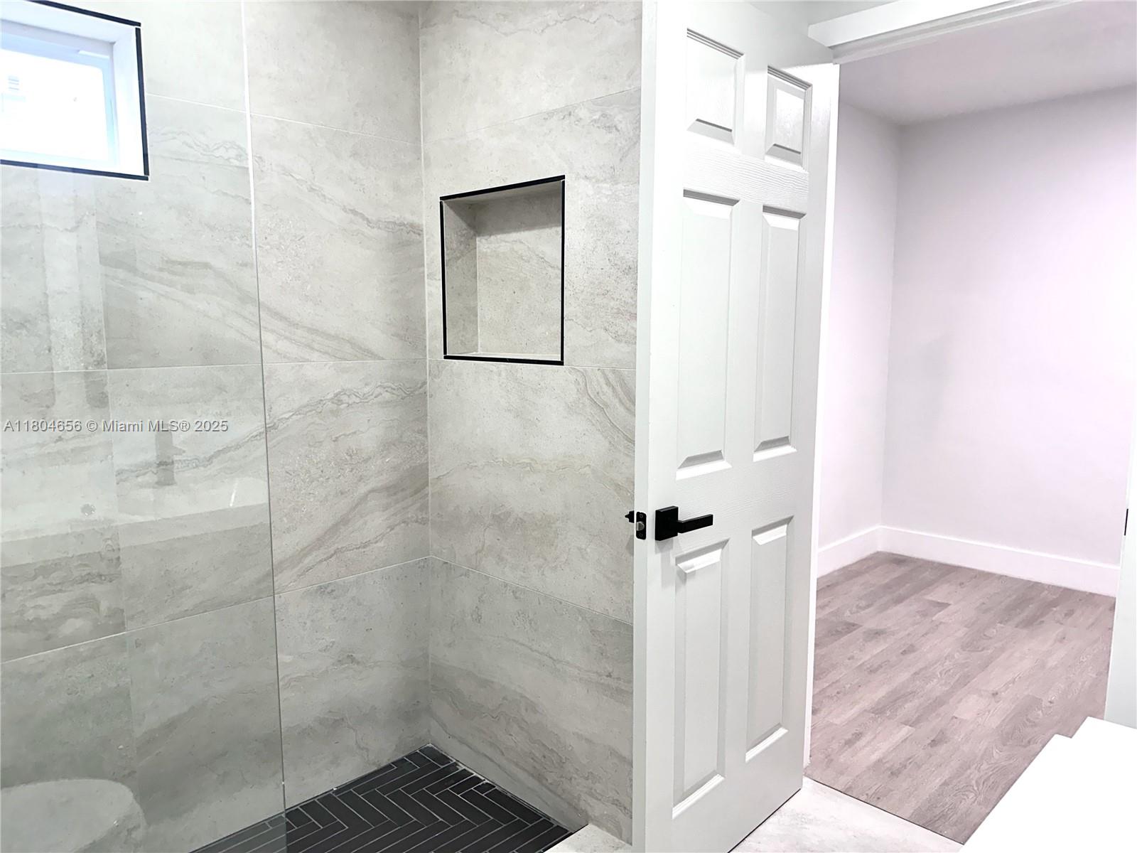 SHERIDAN PARK - Residential