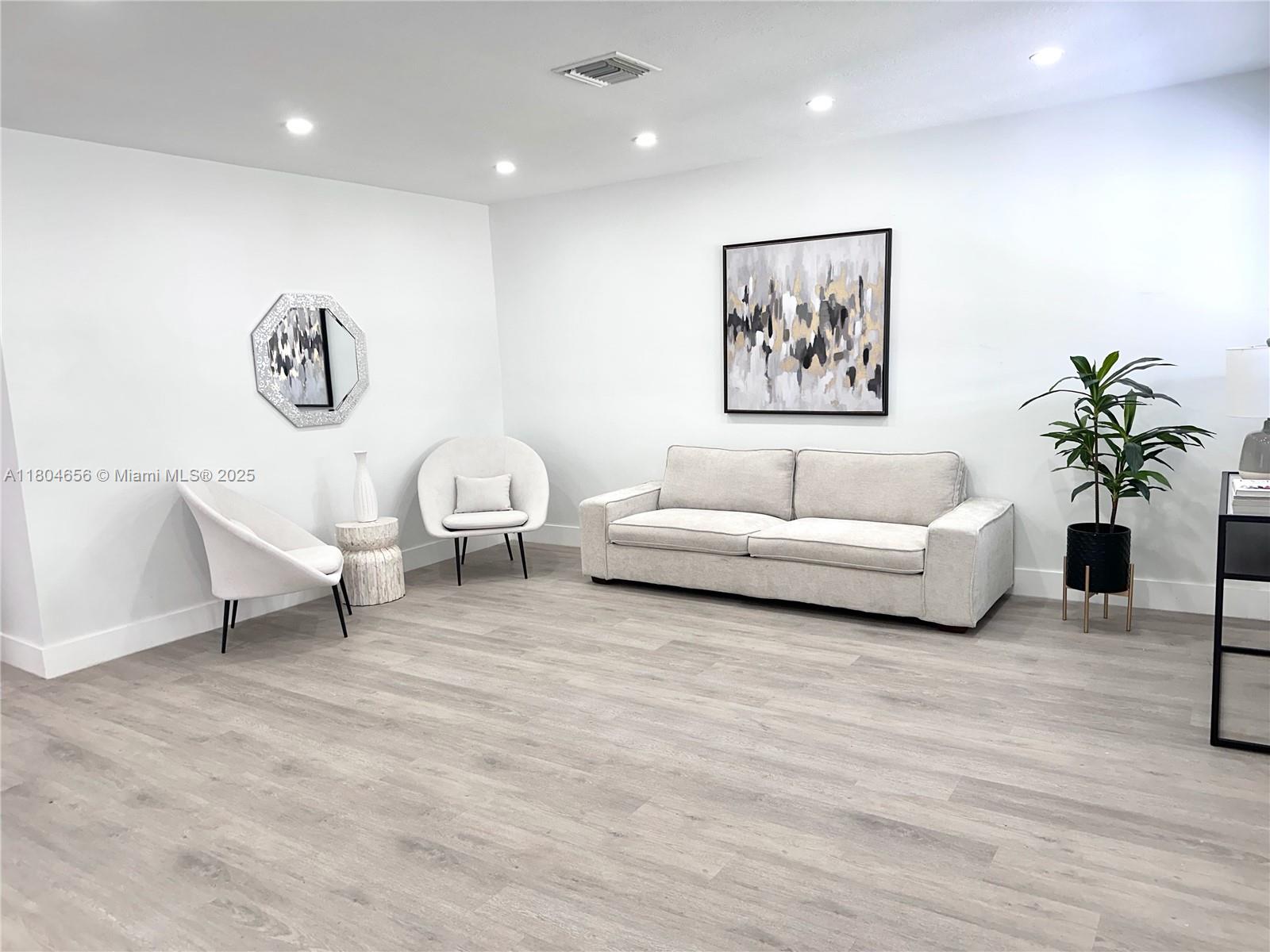 SHERIDAN PARK - Residential