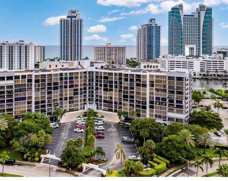 TOWERS OF OCEANVIEW SOUTH - Residential