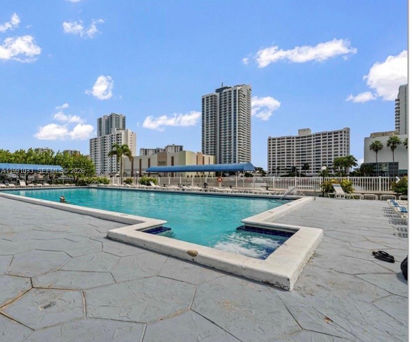 TOWERS OF OCEANVIEW SOUTH - Residential