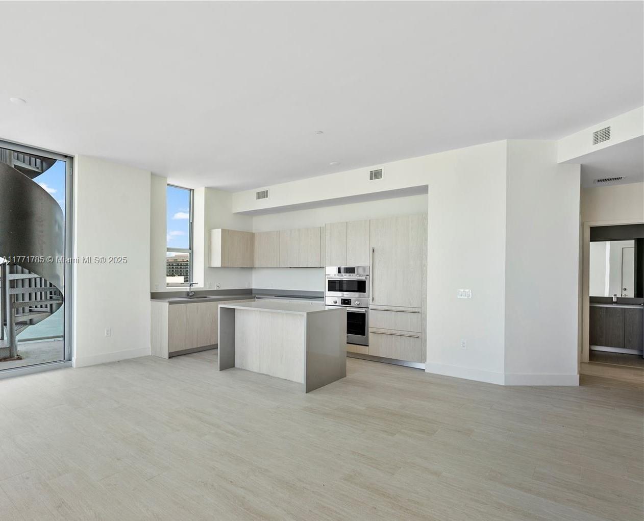 4010 S Ocean Dr T4301