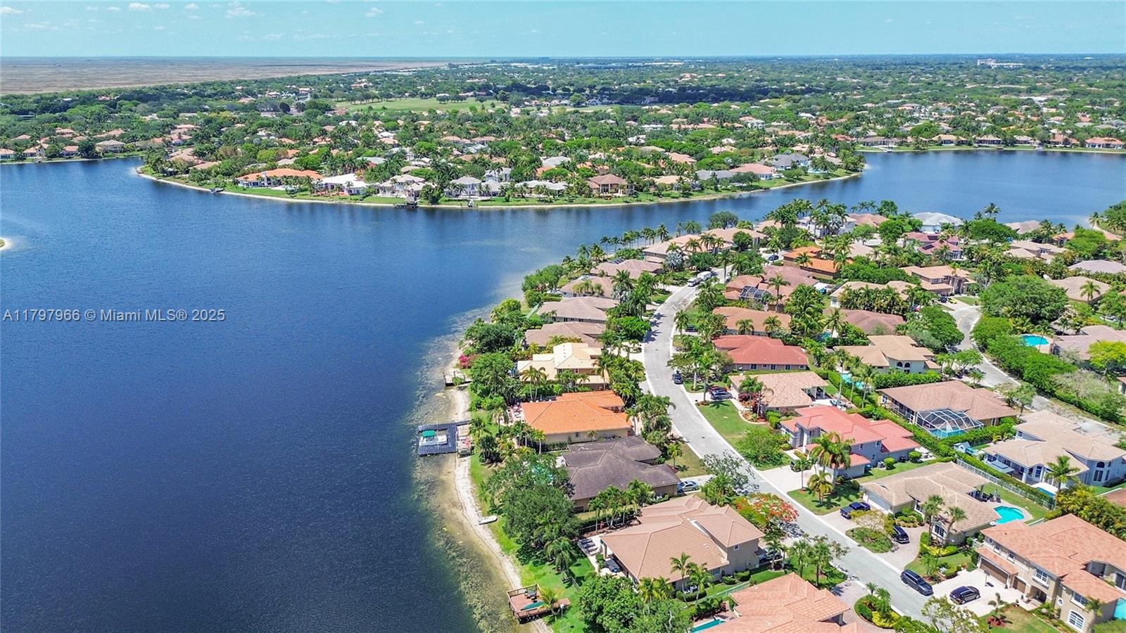 MARINERS COVE OF EAGLE LA - Residential