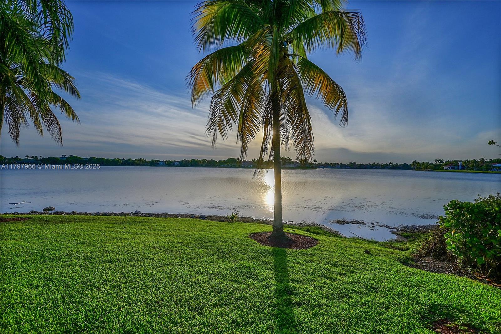 MARINERS COVE OF EAGLE LA - Residential