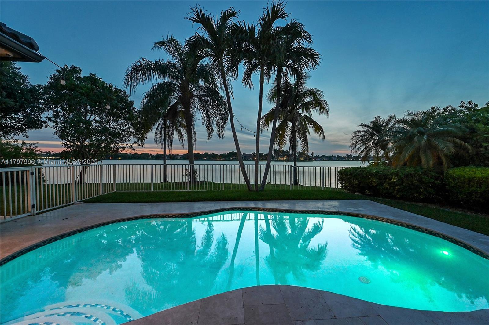 MARINERS COVE OF EAGLE LA - Residential