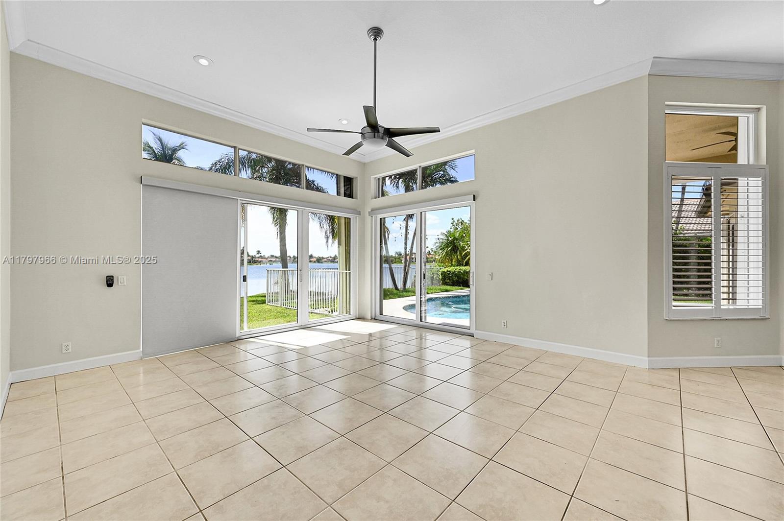 MARINERS COVE OF EAGLE LA - Residential